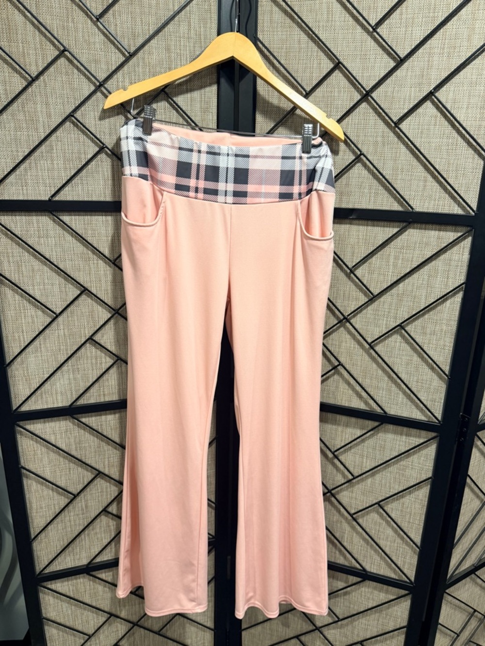 Pull-on Wide-Leg A-Line Flare Pants w/ Pockets Elastic Plaid Detail Waist - 1X